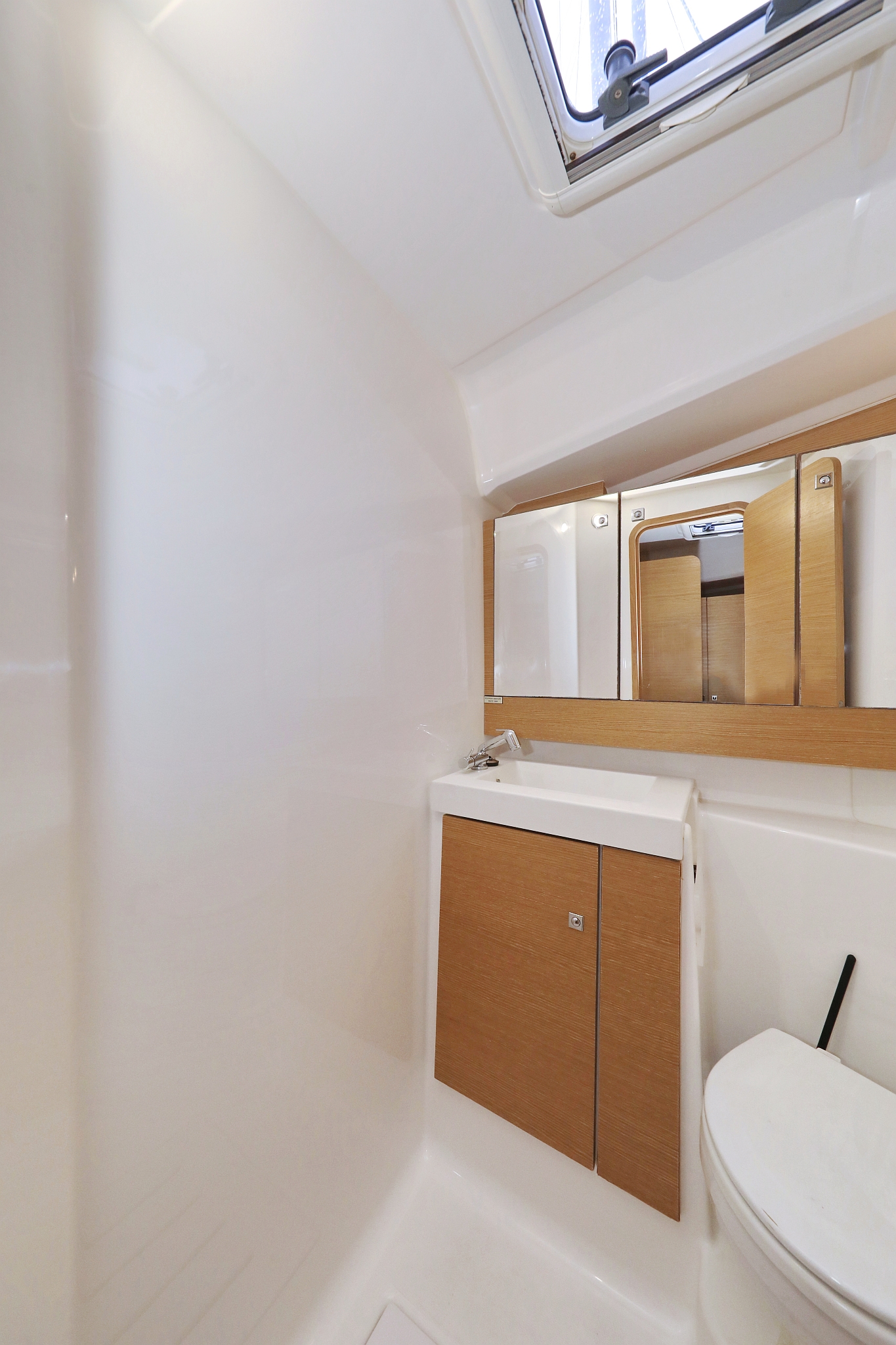 Dufour 412 GL — photo 37