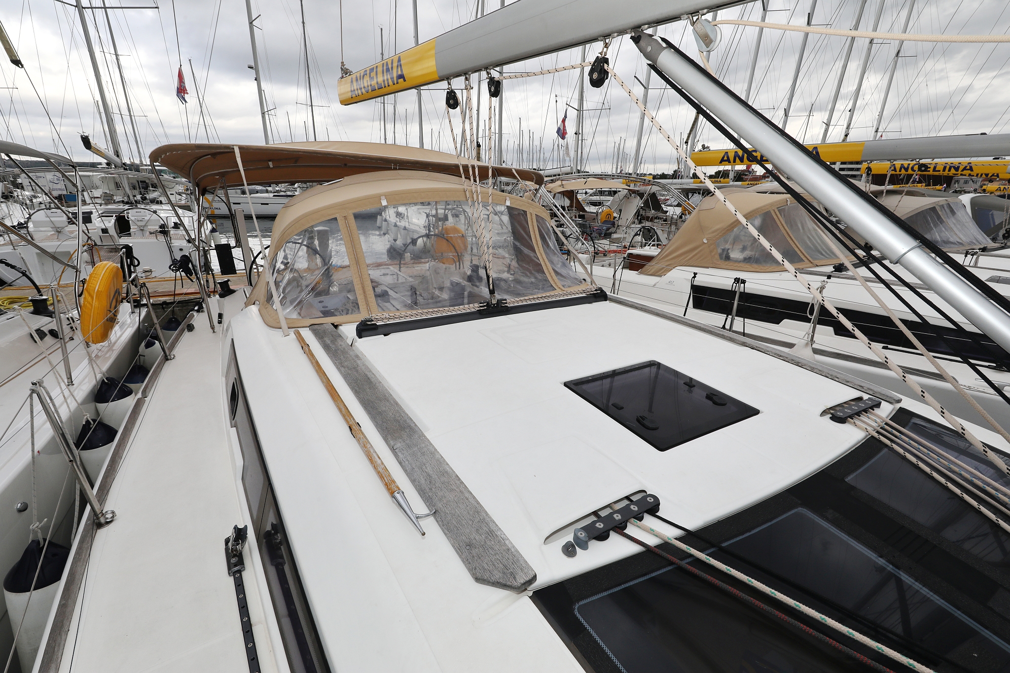 Dufour 412 GL — photo 11