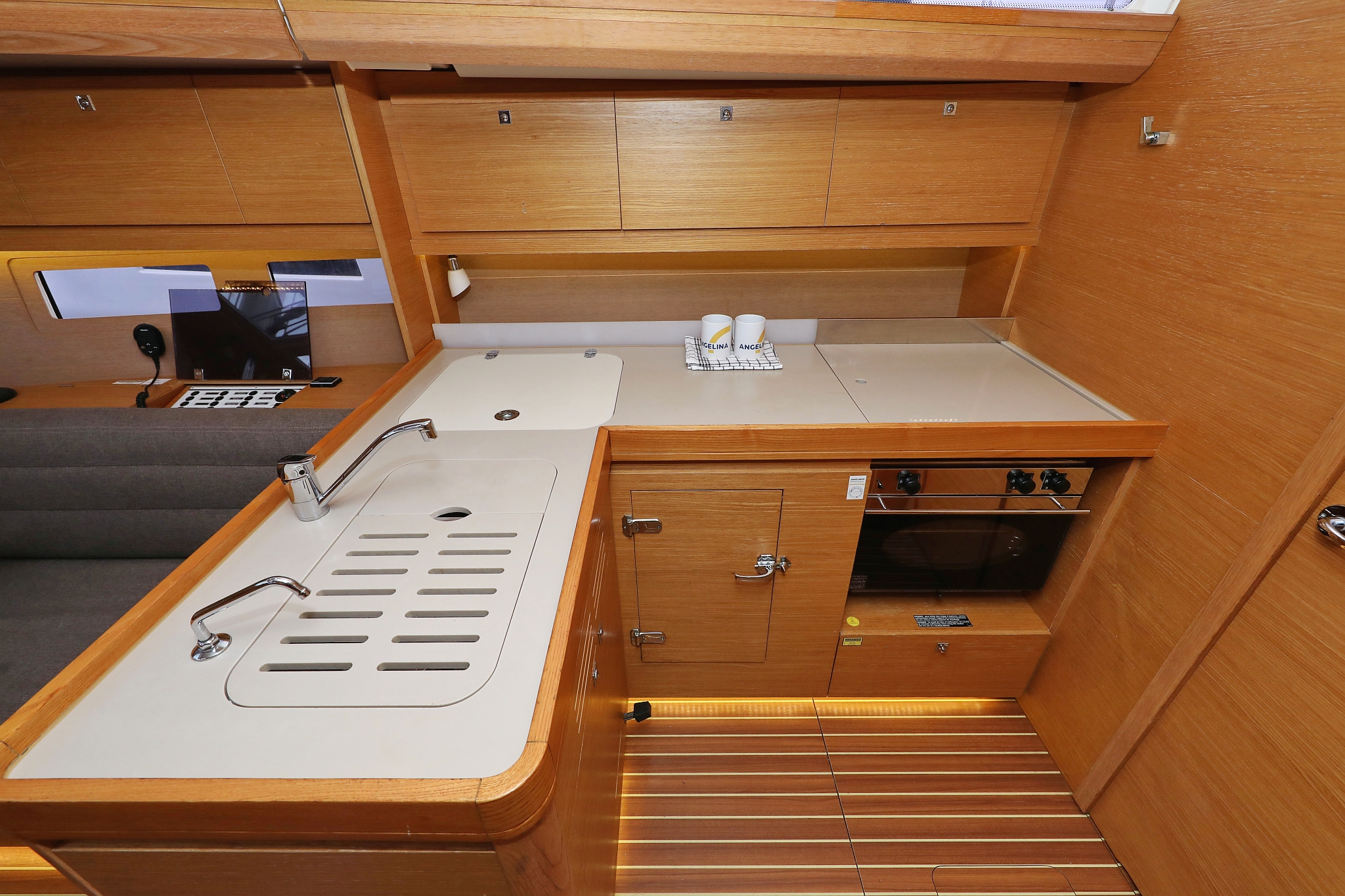 Dufour 412 GL — photo 20