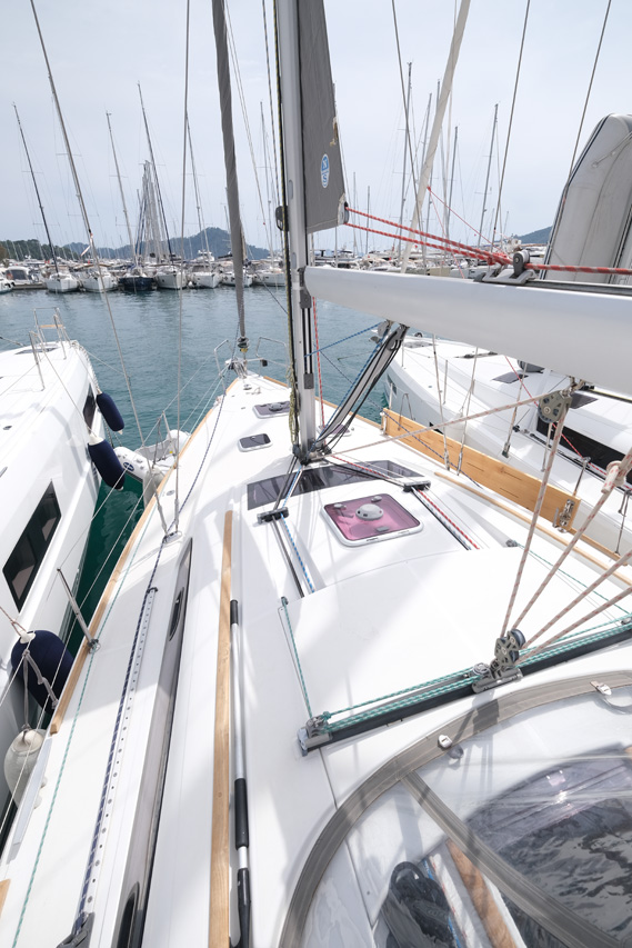 Oceanis 40 — photo 4