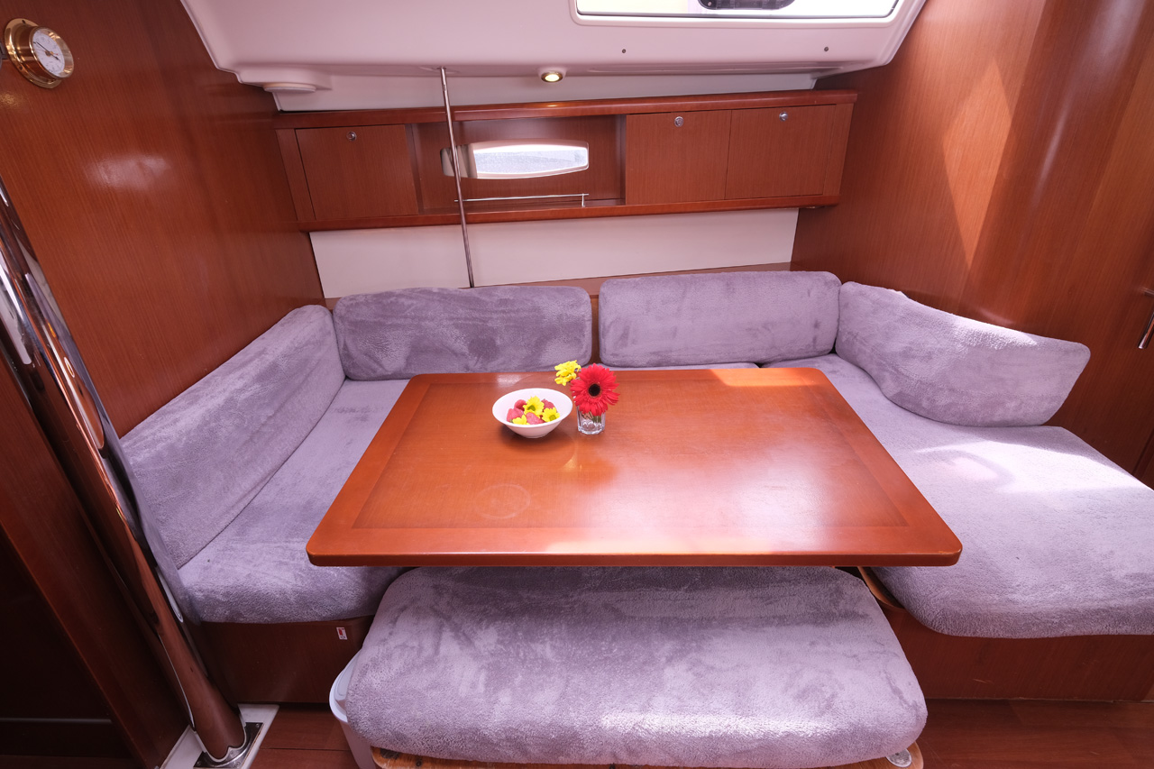 Oceanis 40 — photo 7