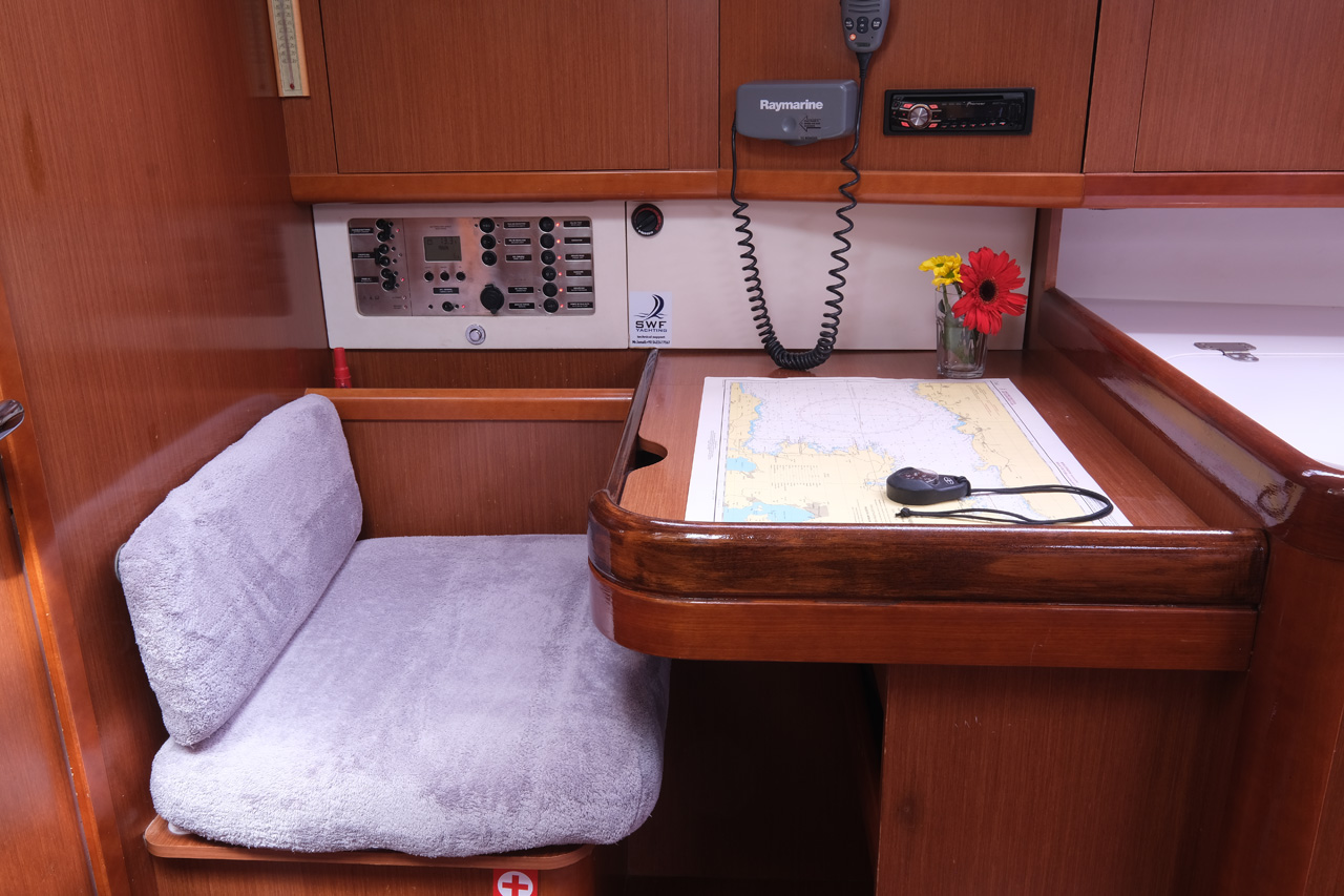 Oceanis 40 — photo 8