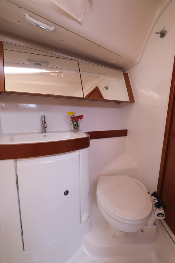 Oceanis 40 — photo 15