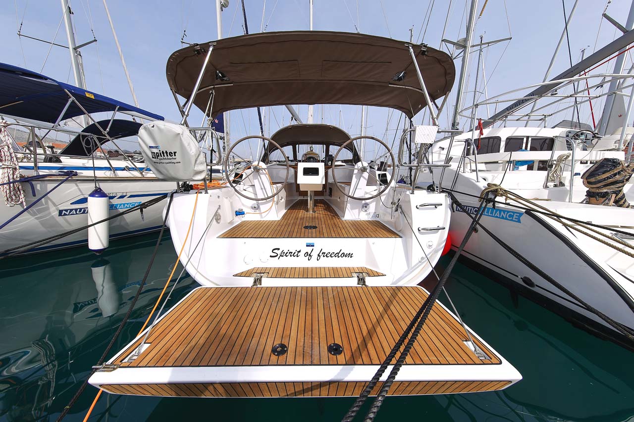 Bavaria Cruiser 34 - 2 cab. — photo 1