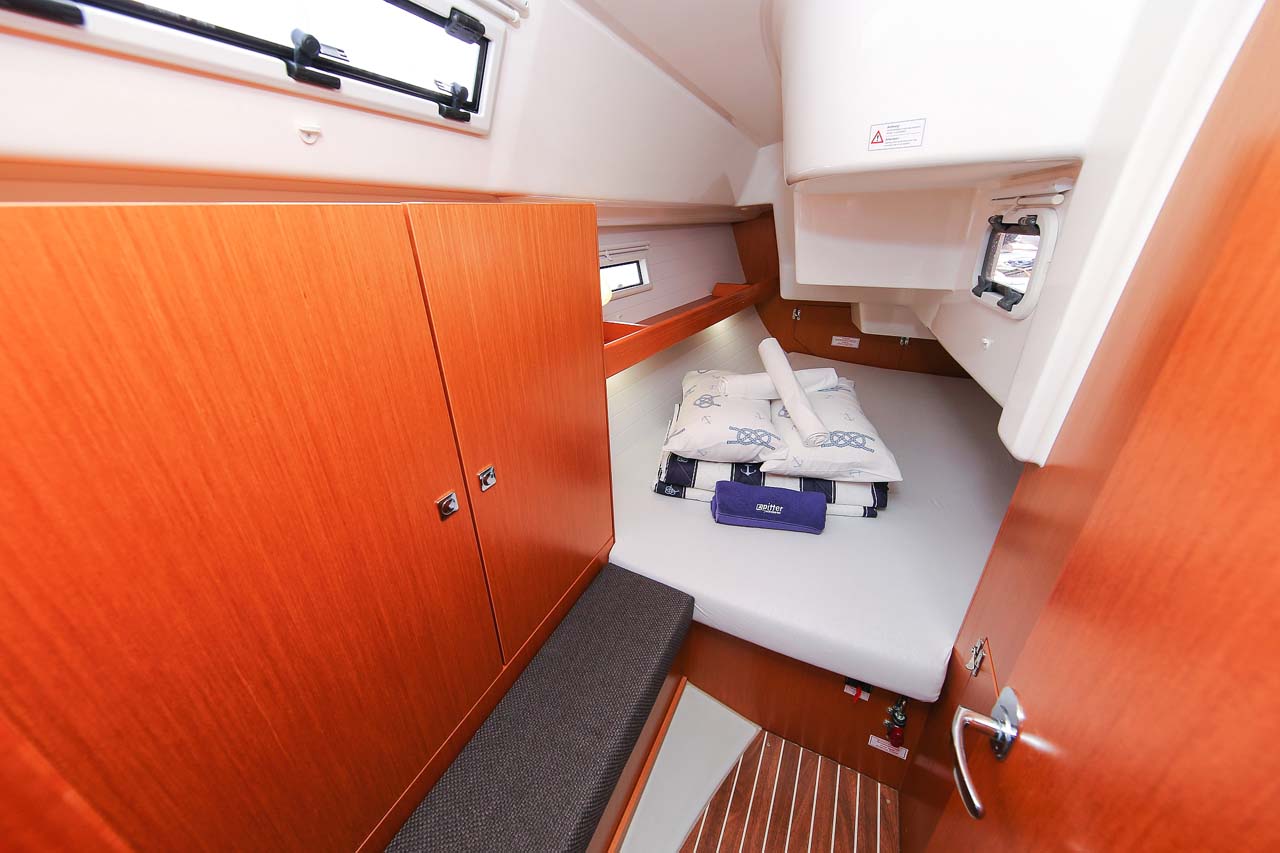 Bavaria Cruiser 34 - 2 cab. — photo 13