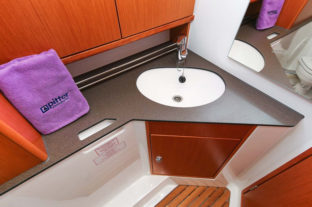 Bavaria Cruiser 34 - 2 cab. — photo 17