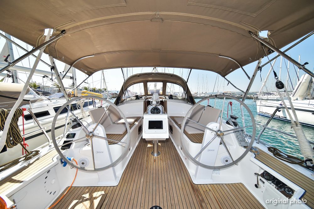 Bavaria Cruiser 37 - 3 cab. — photo 8