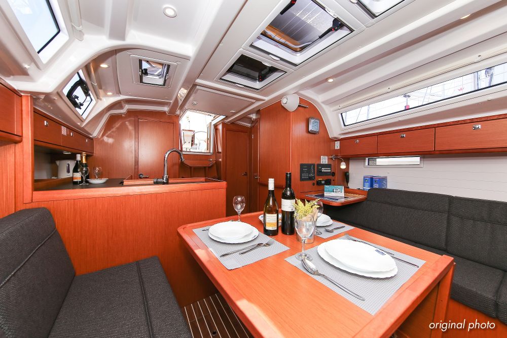 Bavaria Cruiser 37 - 3 cab. — photo 14