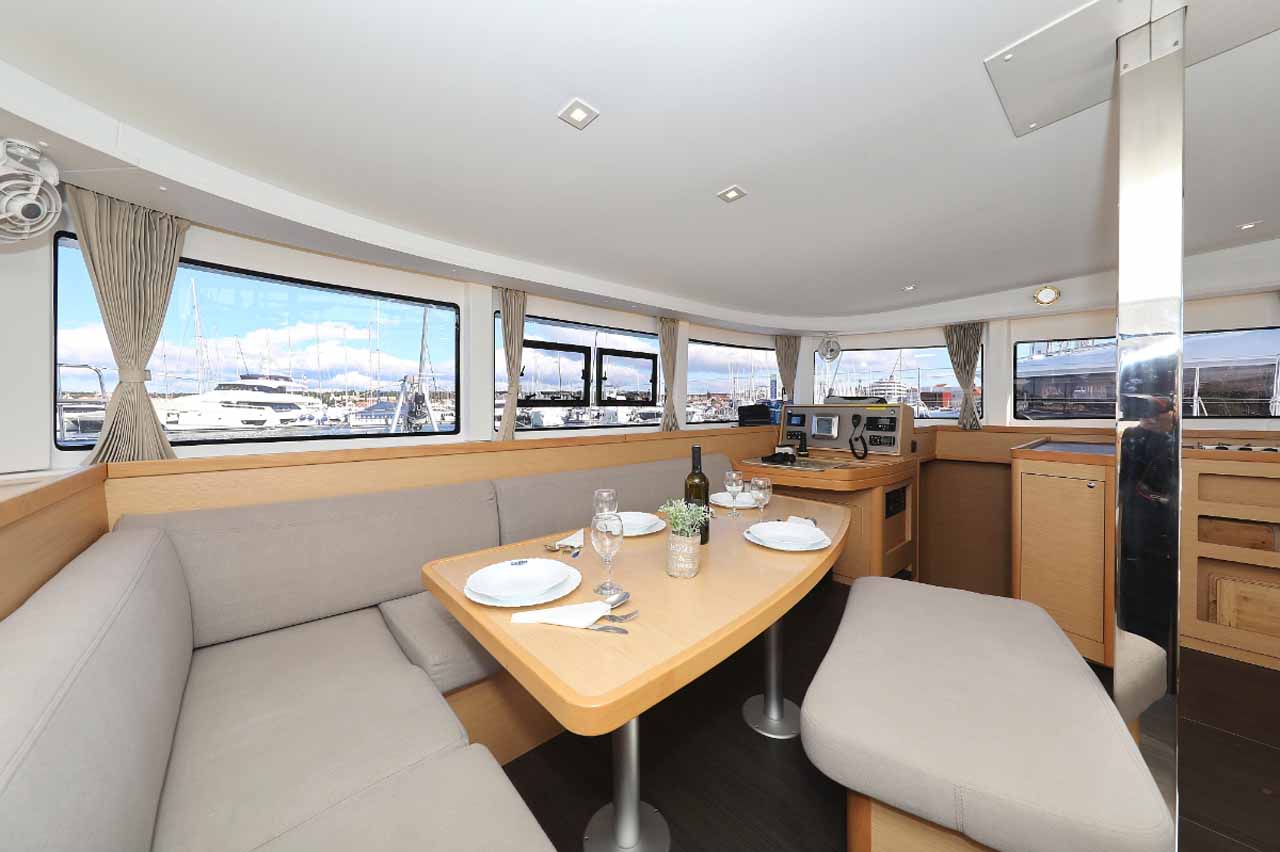 Lagoon 42 - 4 + 2 cab. — photo 11