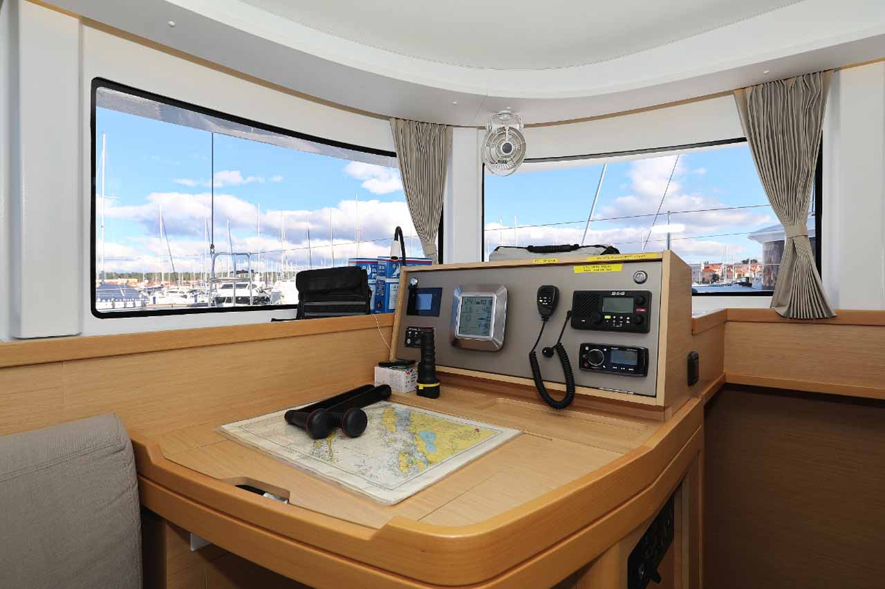 Lagoon 42 - 4 + 2 cab. — photo 14