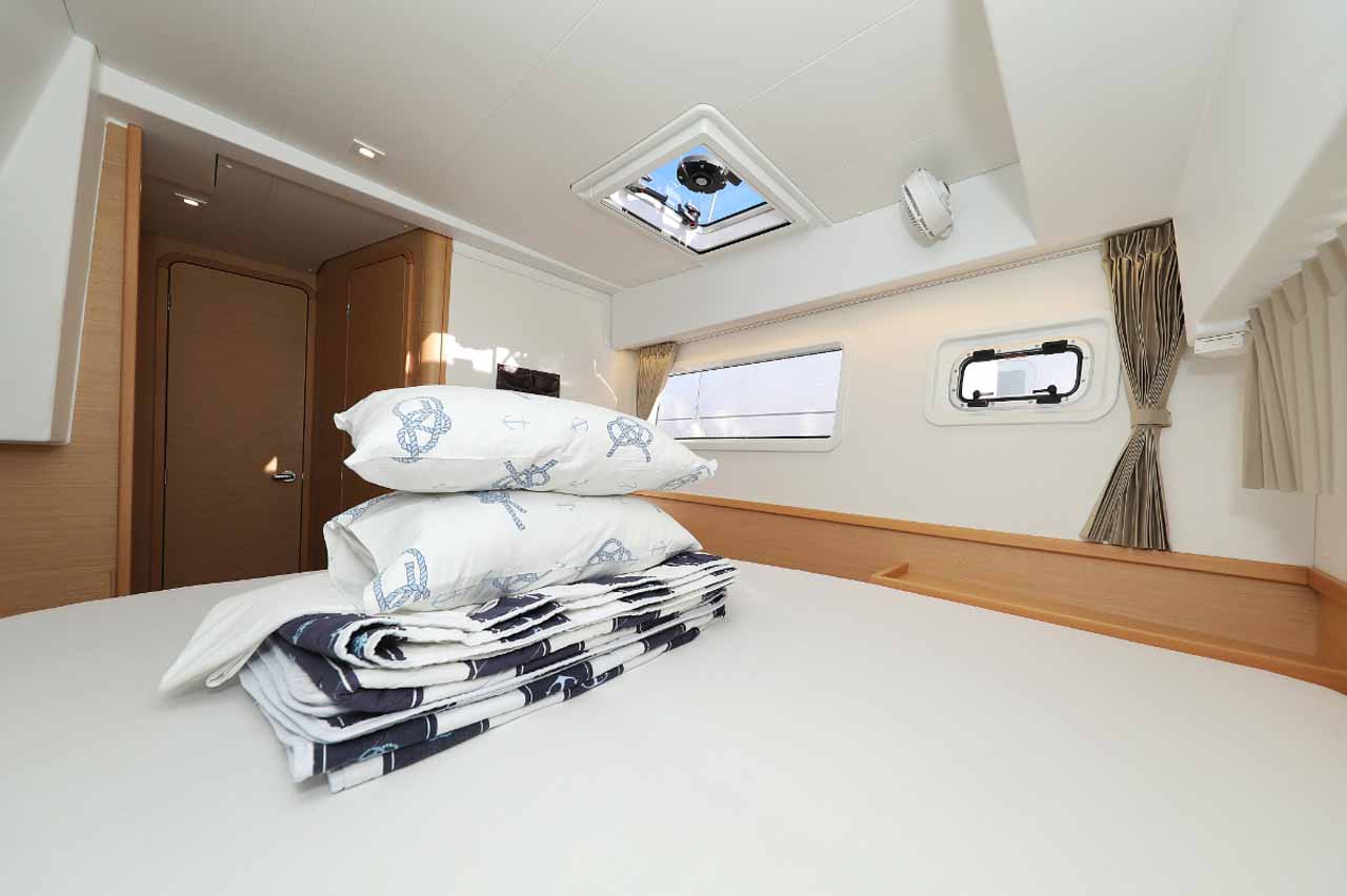 Lagoon 42 - 4 + 2 cab. — photo 19