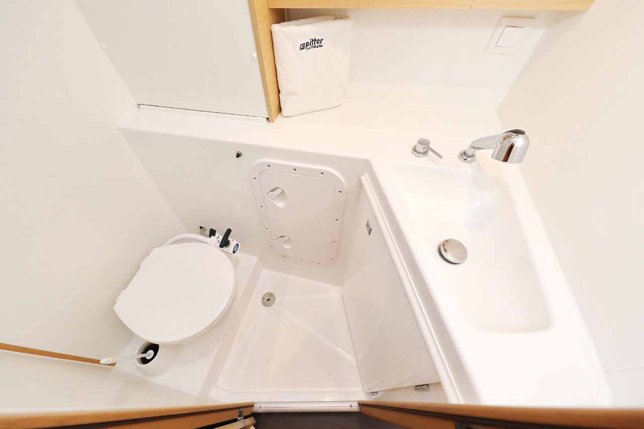 Lagoon 42 - 4 + 2 cab. — photo 26