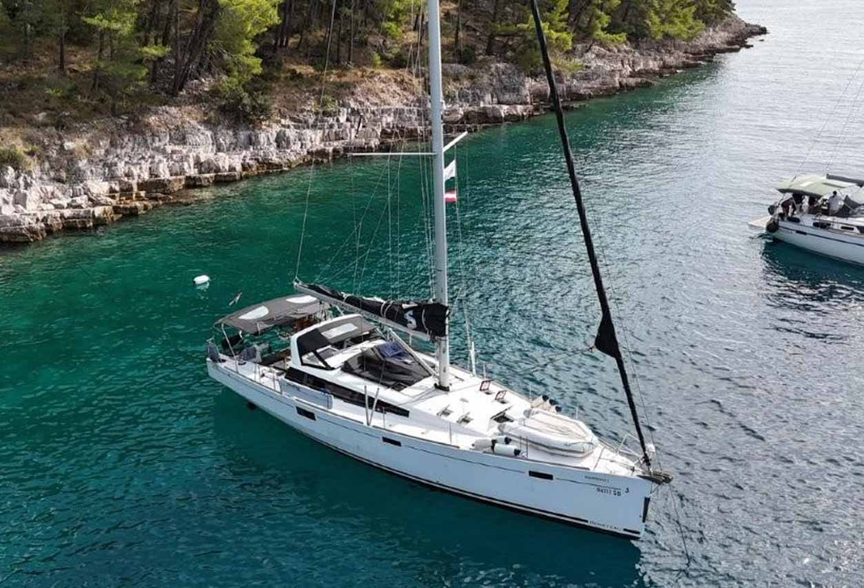 Beneteau Sense 50 - 3 + 1 cab. — photo 1