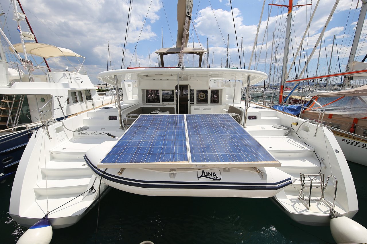 Lagoon 450 - 4 + 2 cab. — photo 4