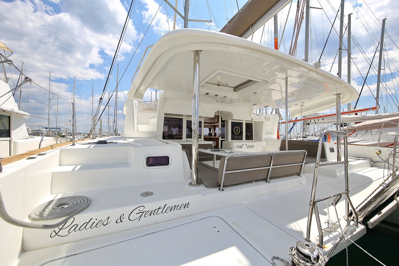 Lagoon 450 - 4 + 2 cab. — photo 8