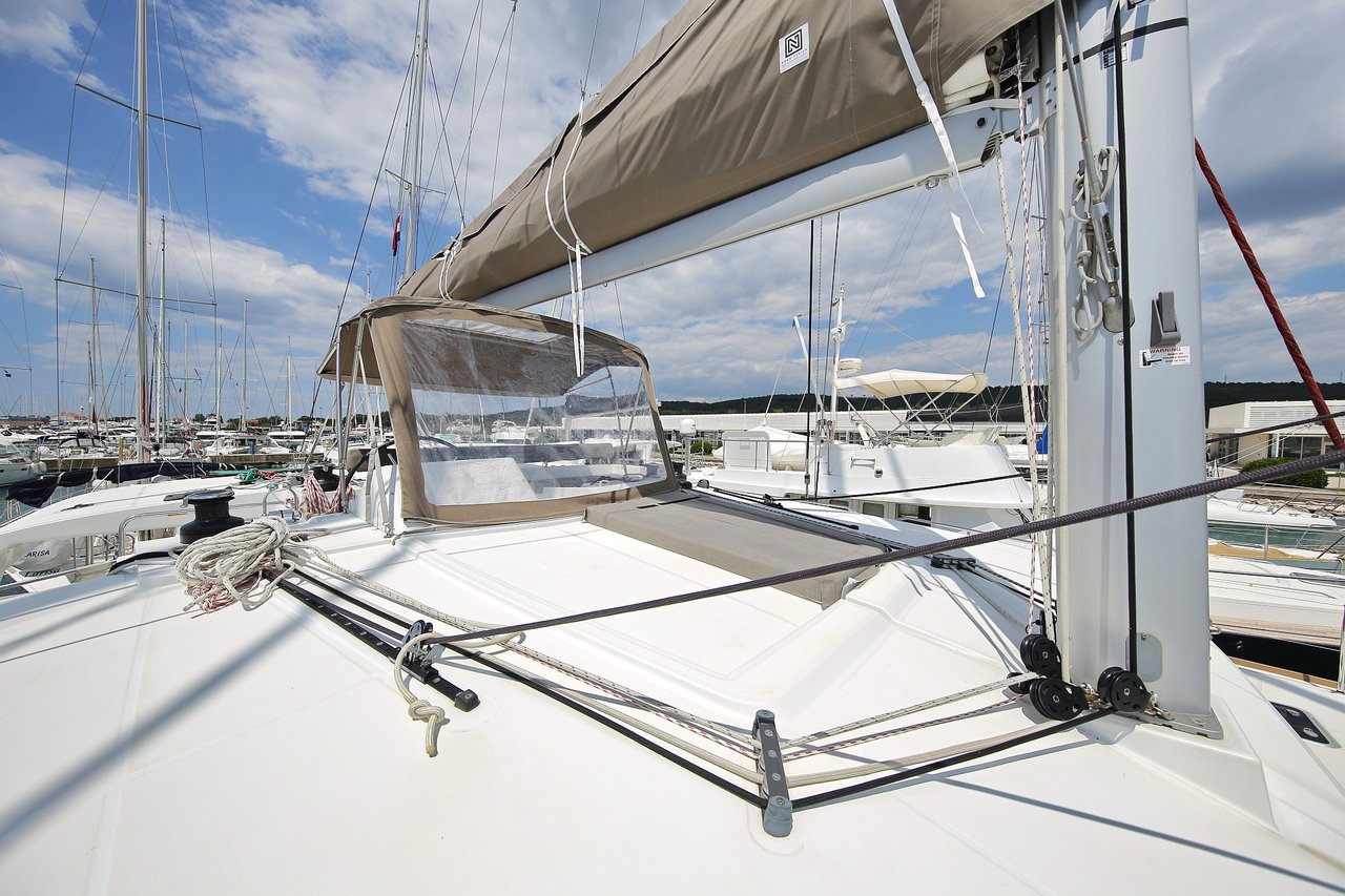 Lagoon 450 - 4 + 2 cab. — photo 15