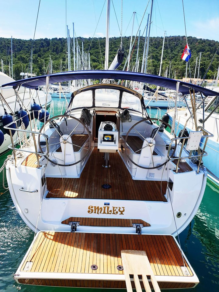 Bavaria Cruiser 37 - 3 cab. — photo 4