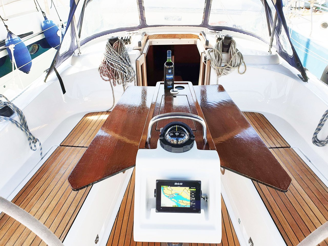 Bavaria Cruiser 37 - 3 cab. — photo 6