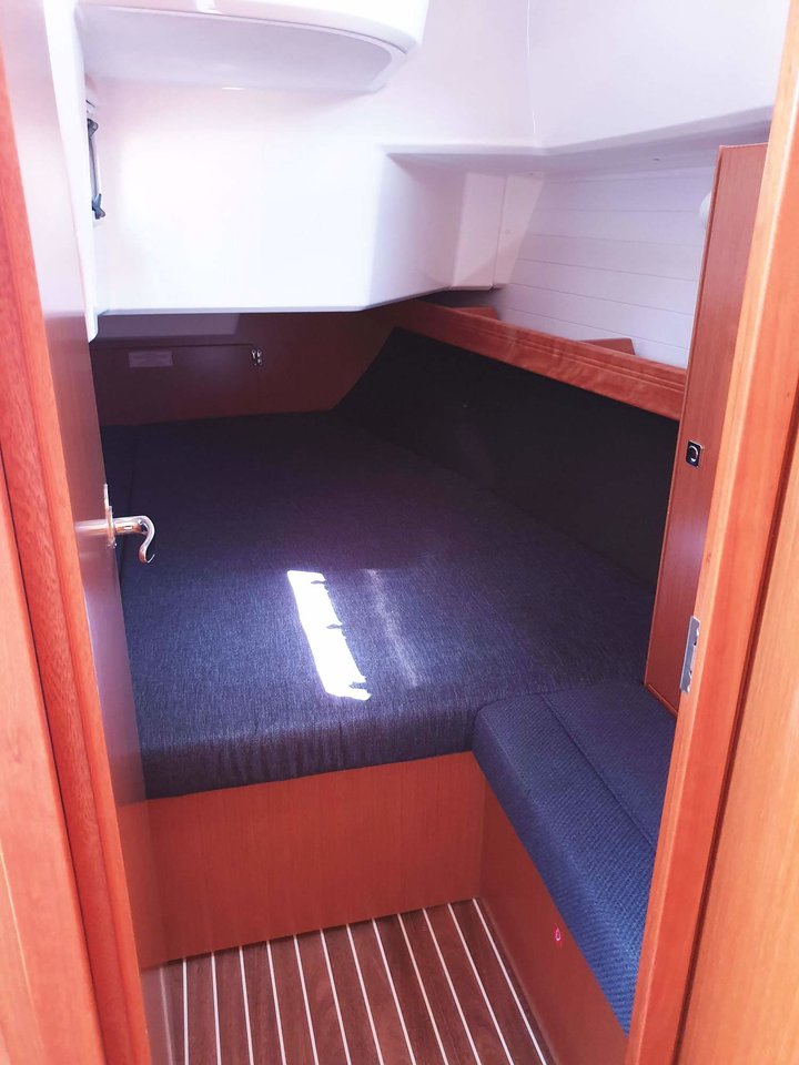 Bavaria Cruiser 37 - 3 cab. — photo 17