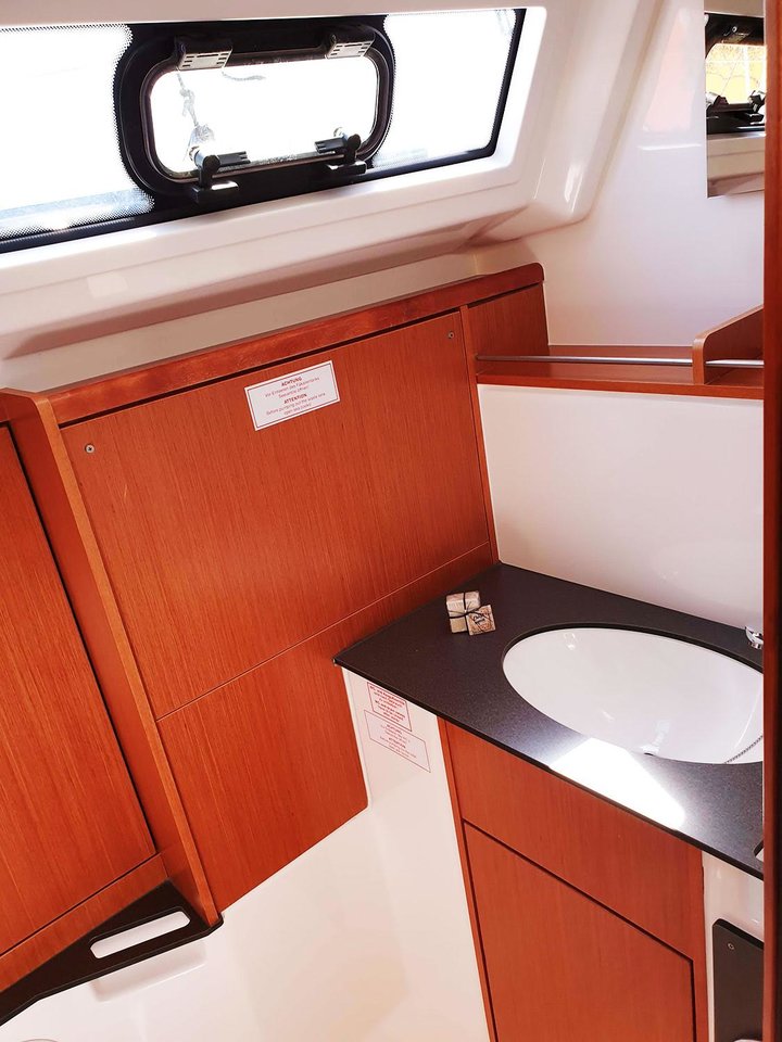 Bavaria Cruiser 37 - 3 cab. — photo 20