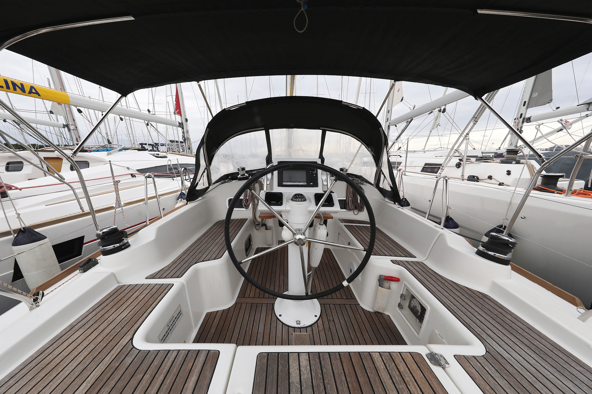 Oceanis 34 — photo 22