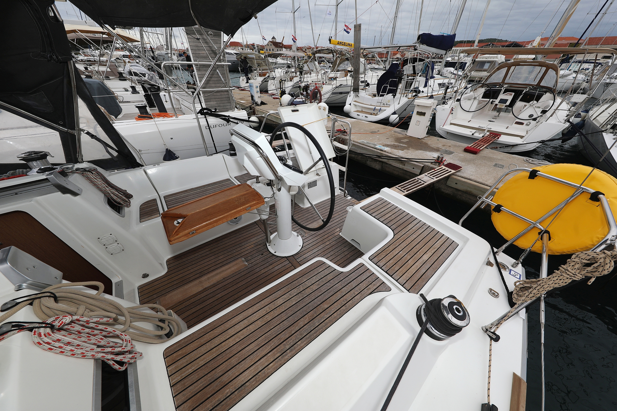 Oceanis 34 — photo 26