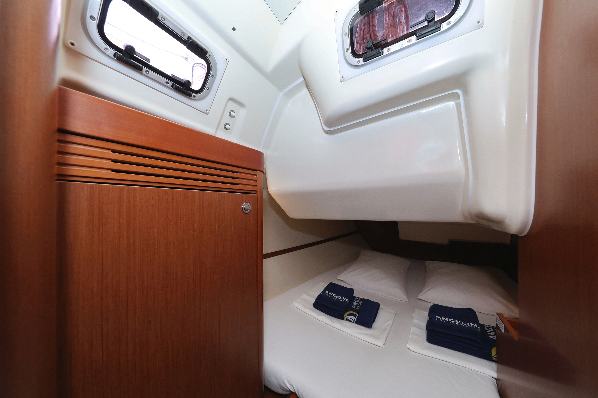 Oceanis 34 — photo 8