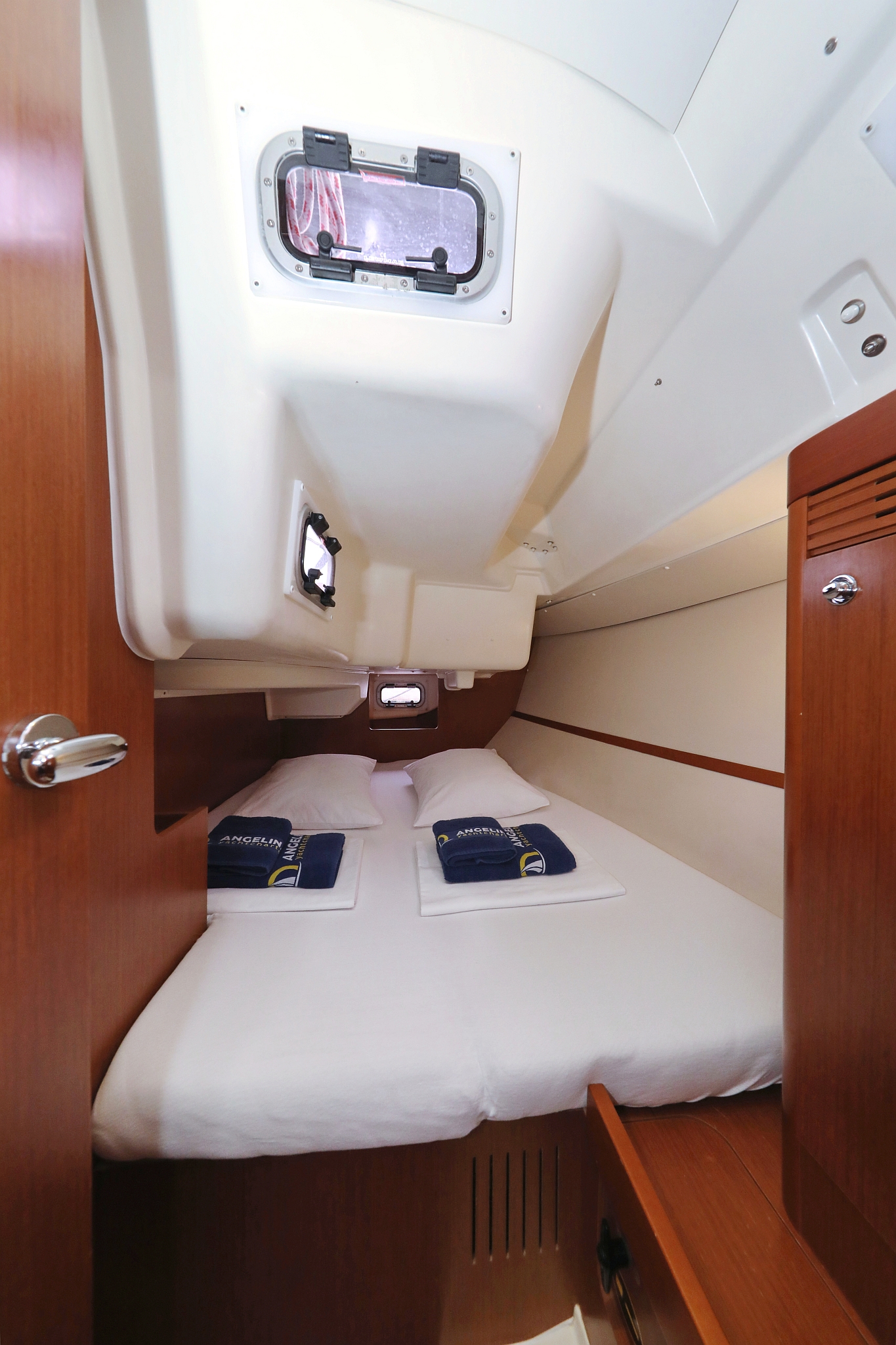 Oceanis 34 — photo 10