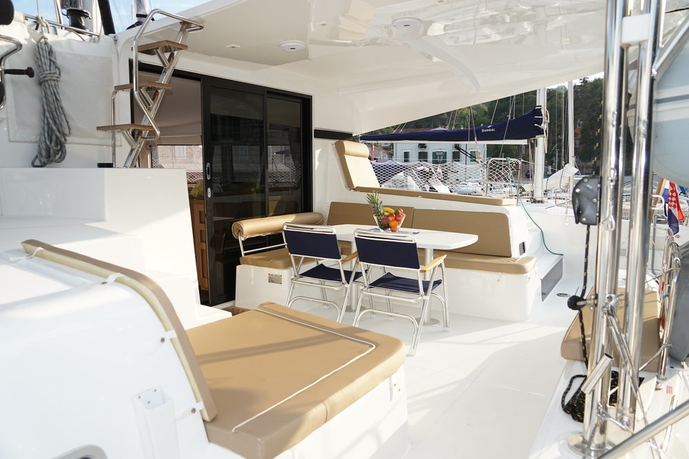 Lagoon 42 - 4 + 1 cab. — photo 7