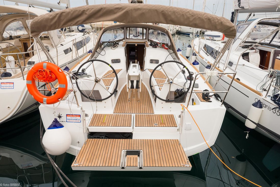 Sun Odyssey 349 - 3 cab. — photo 3