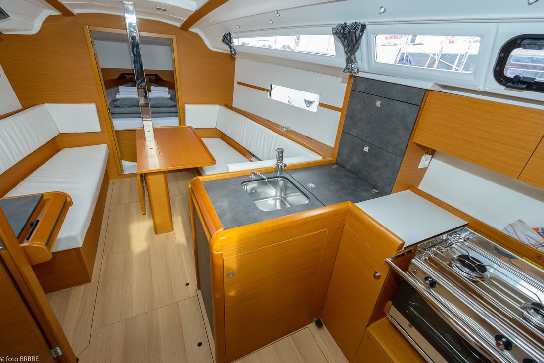 Sun Odyssey 349 - 3 cab. — photo 11