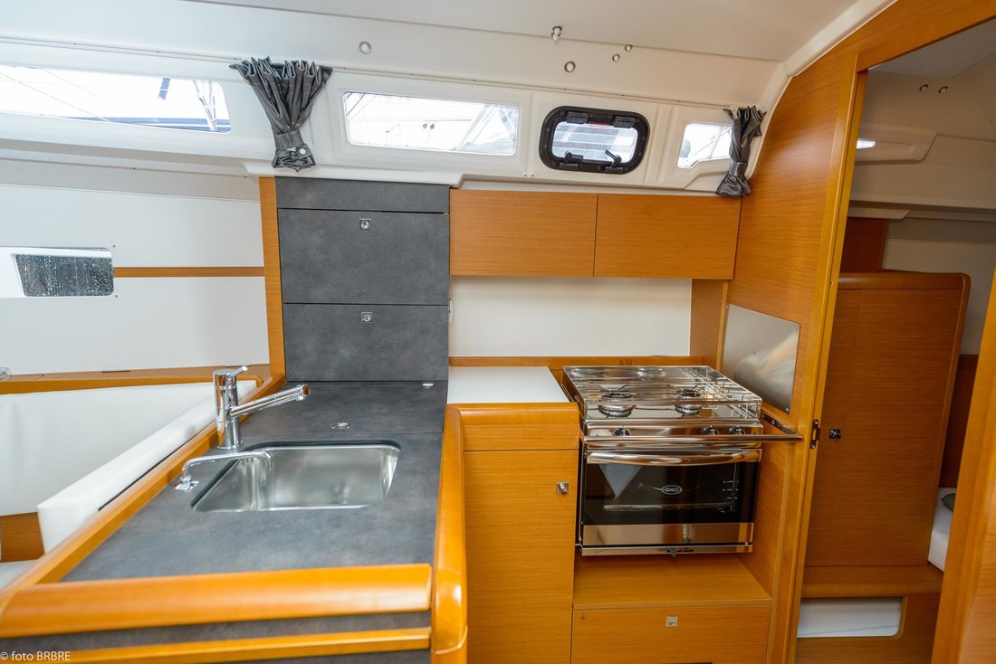 Sun Odyssey 349 - 3 cab. — photo 17