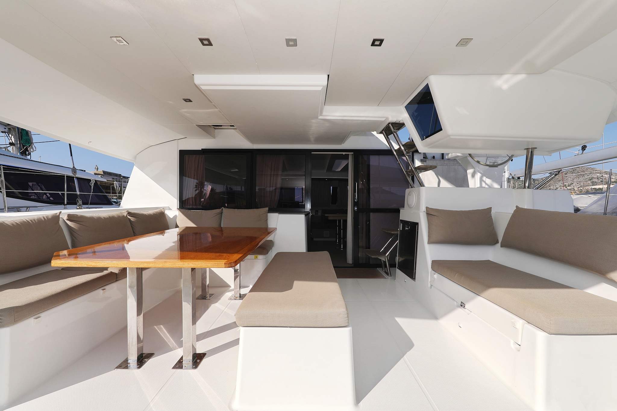 Fountaine Pajot Saba 50 - 6 + 1 cab. — photo 35