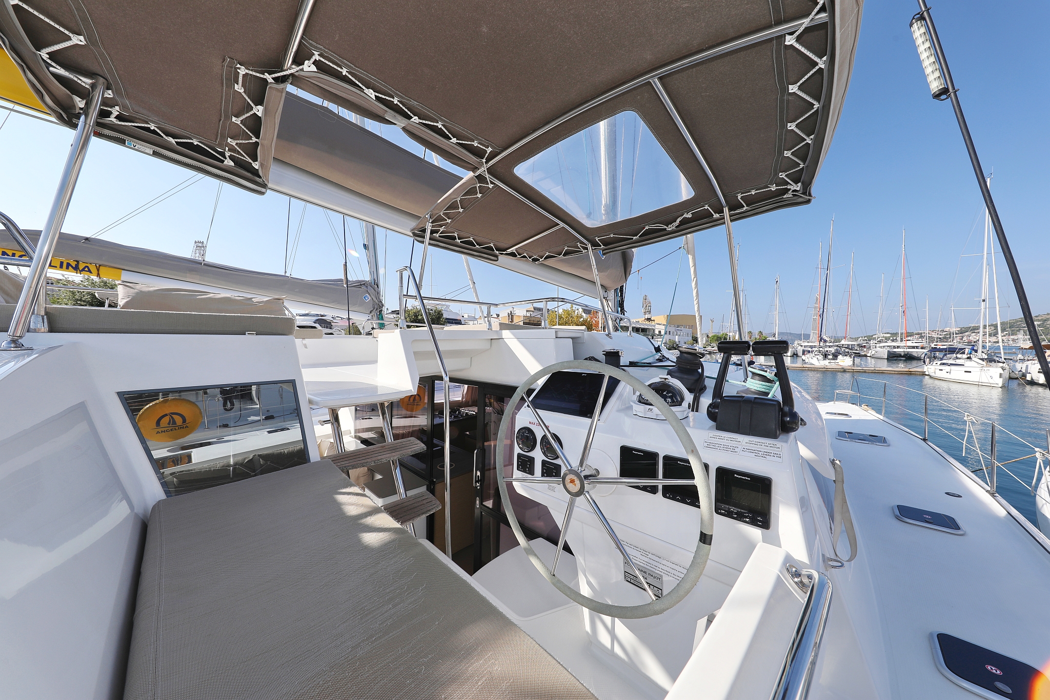 Fountaine Pajot Saba 50 - 6 + 1 cab. — photo 37