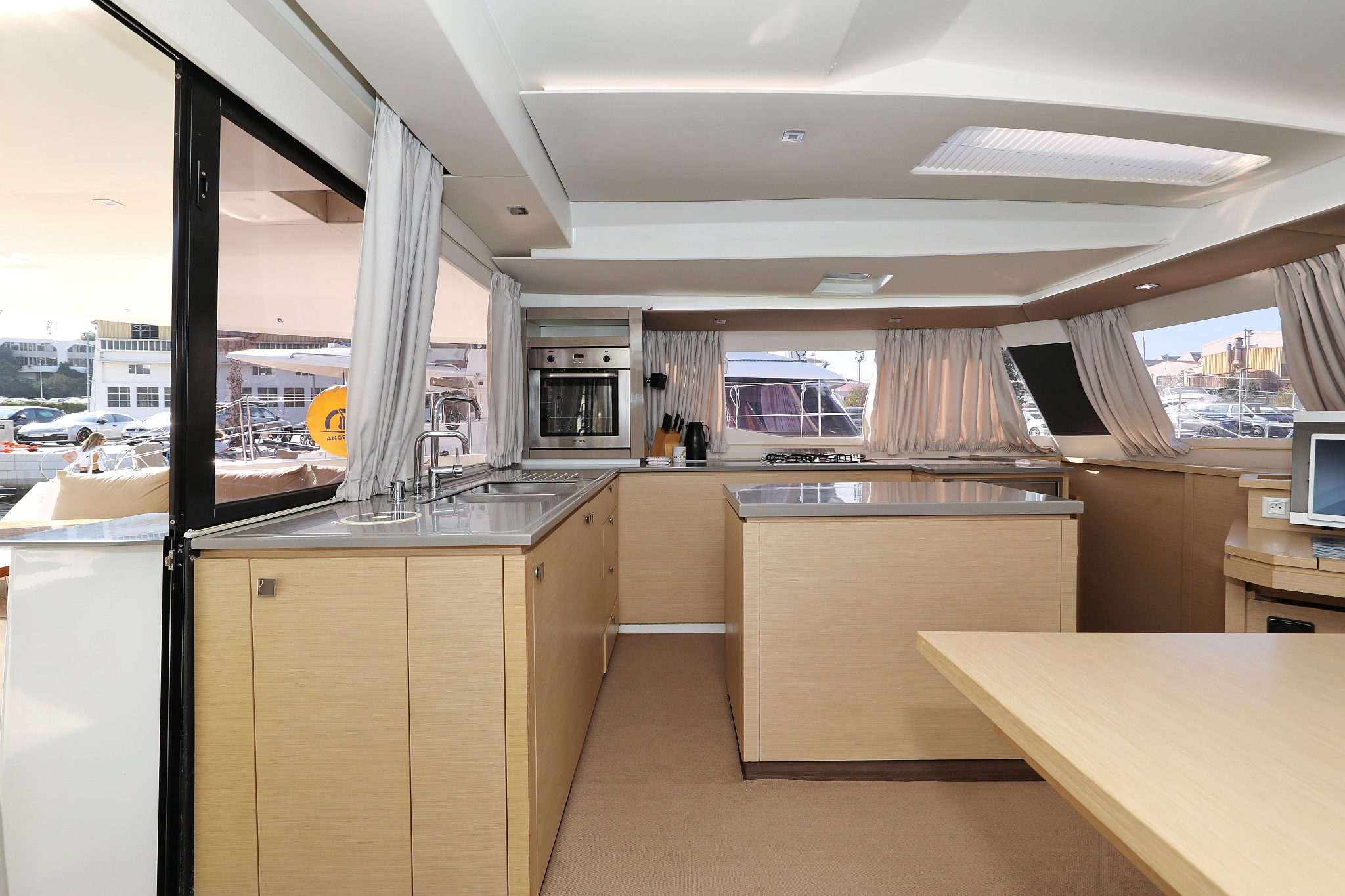 Fountaine Pajot Saba 50 - 6 + 1 cab. — photo 3