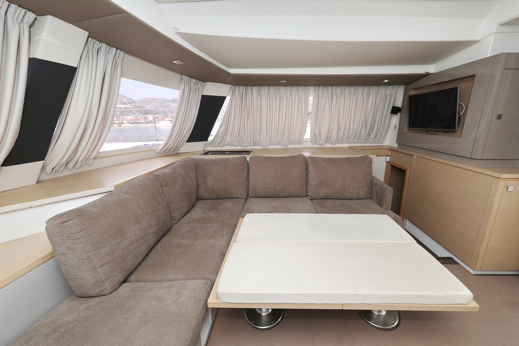Fountaine Pajot Saba 50 - 6 + 1 cab. — photo 25
