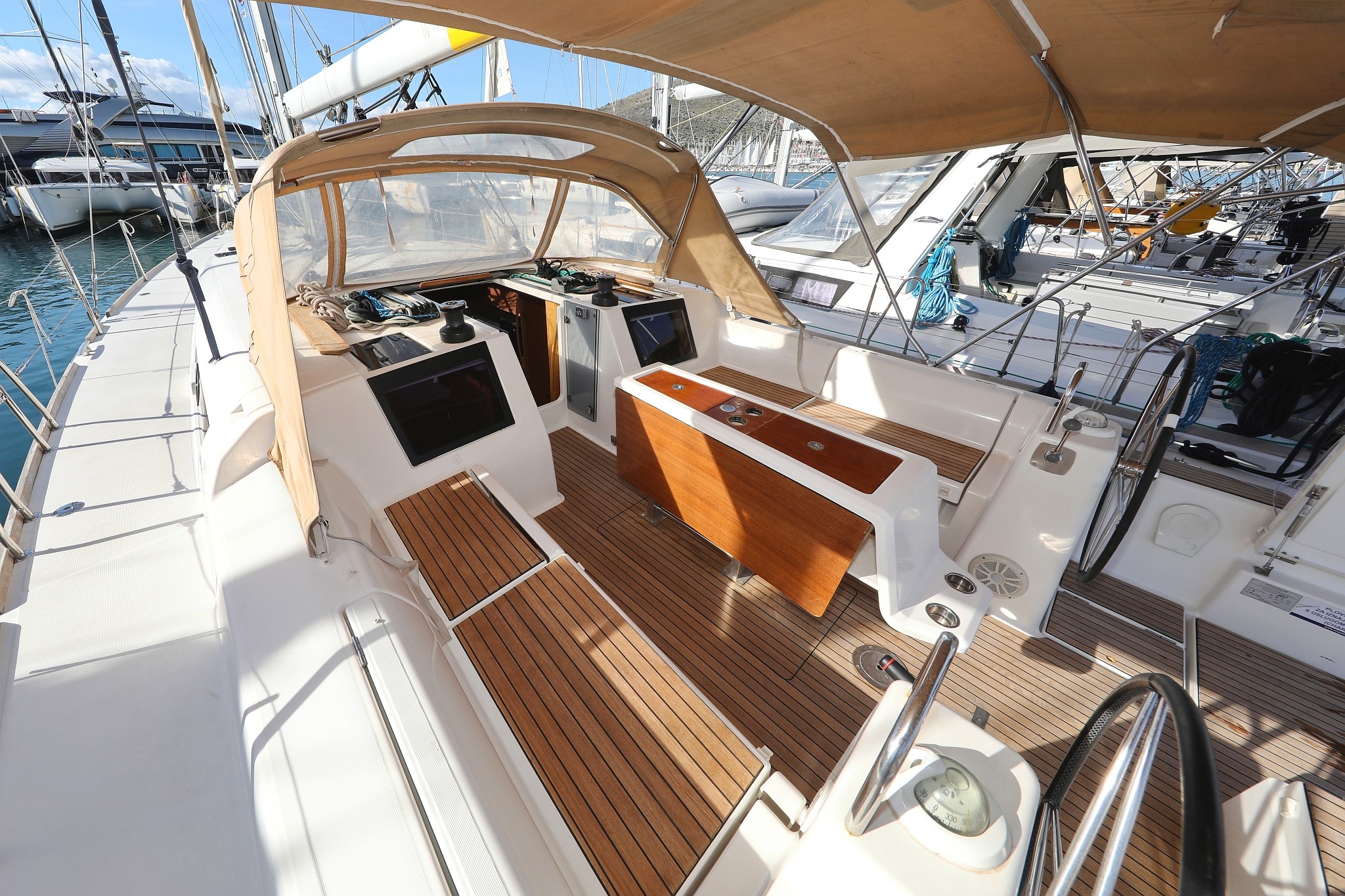Dufour 460 GL — photo 6
