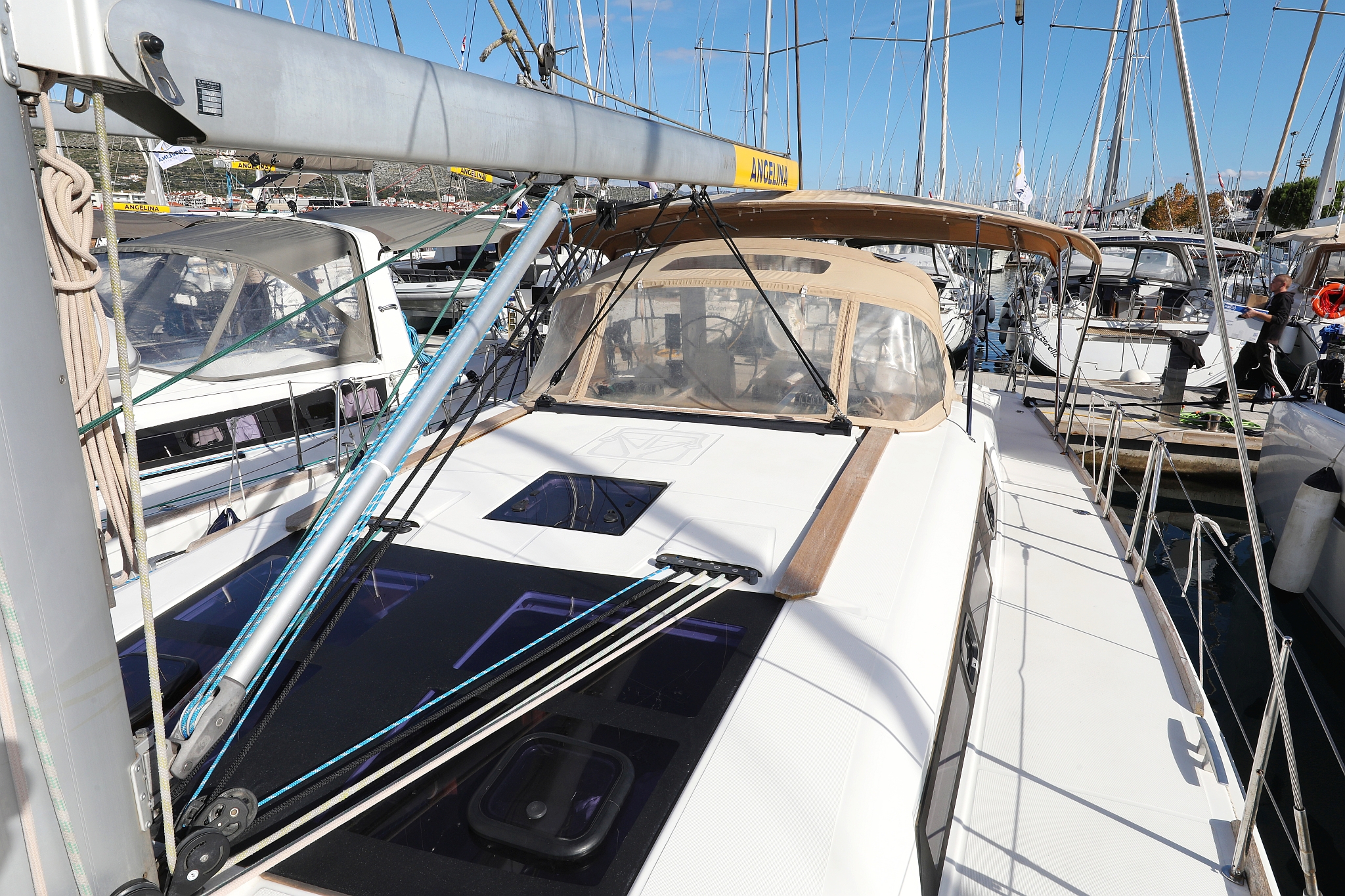 Dufour 460 GL — photo 12