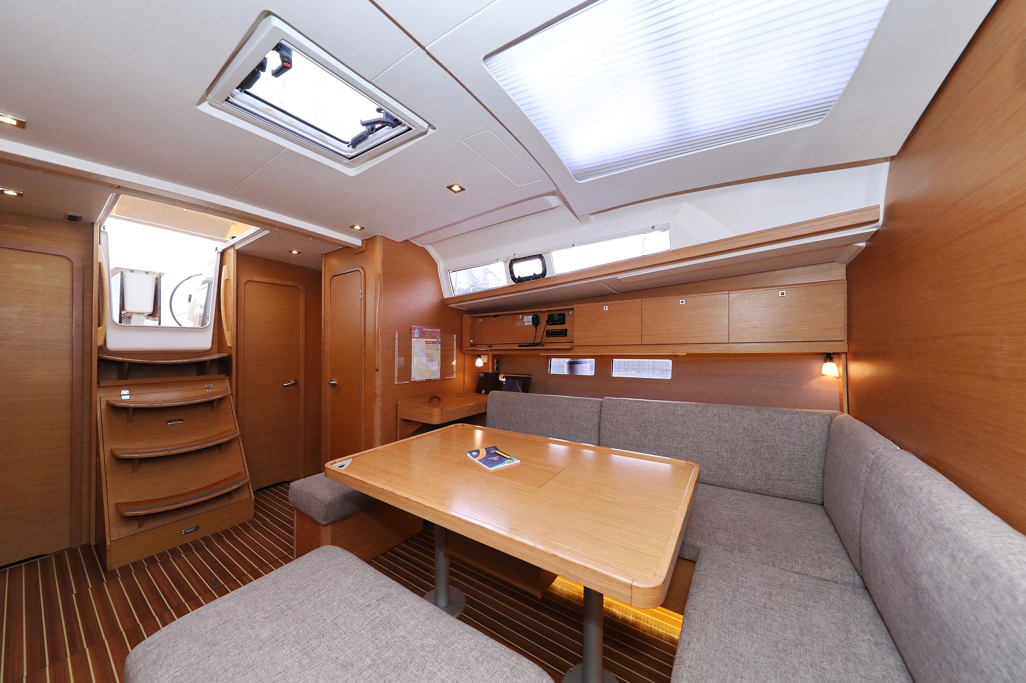 Dufour 460 GL — photo 16