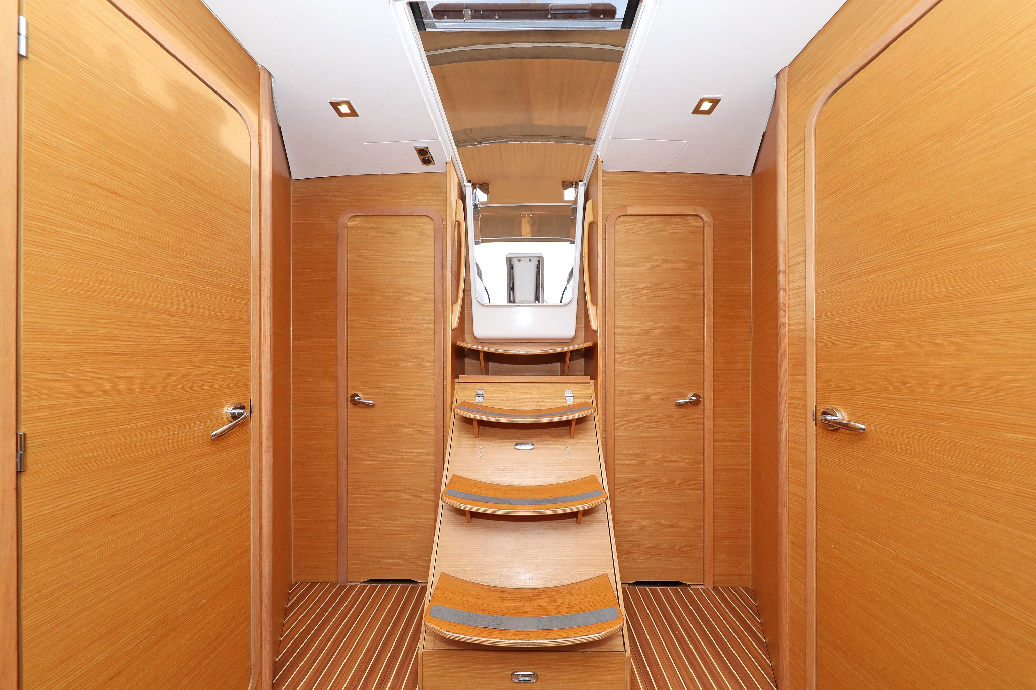 Dufour 460 GL — photo 22
