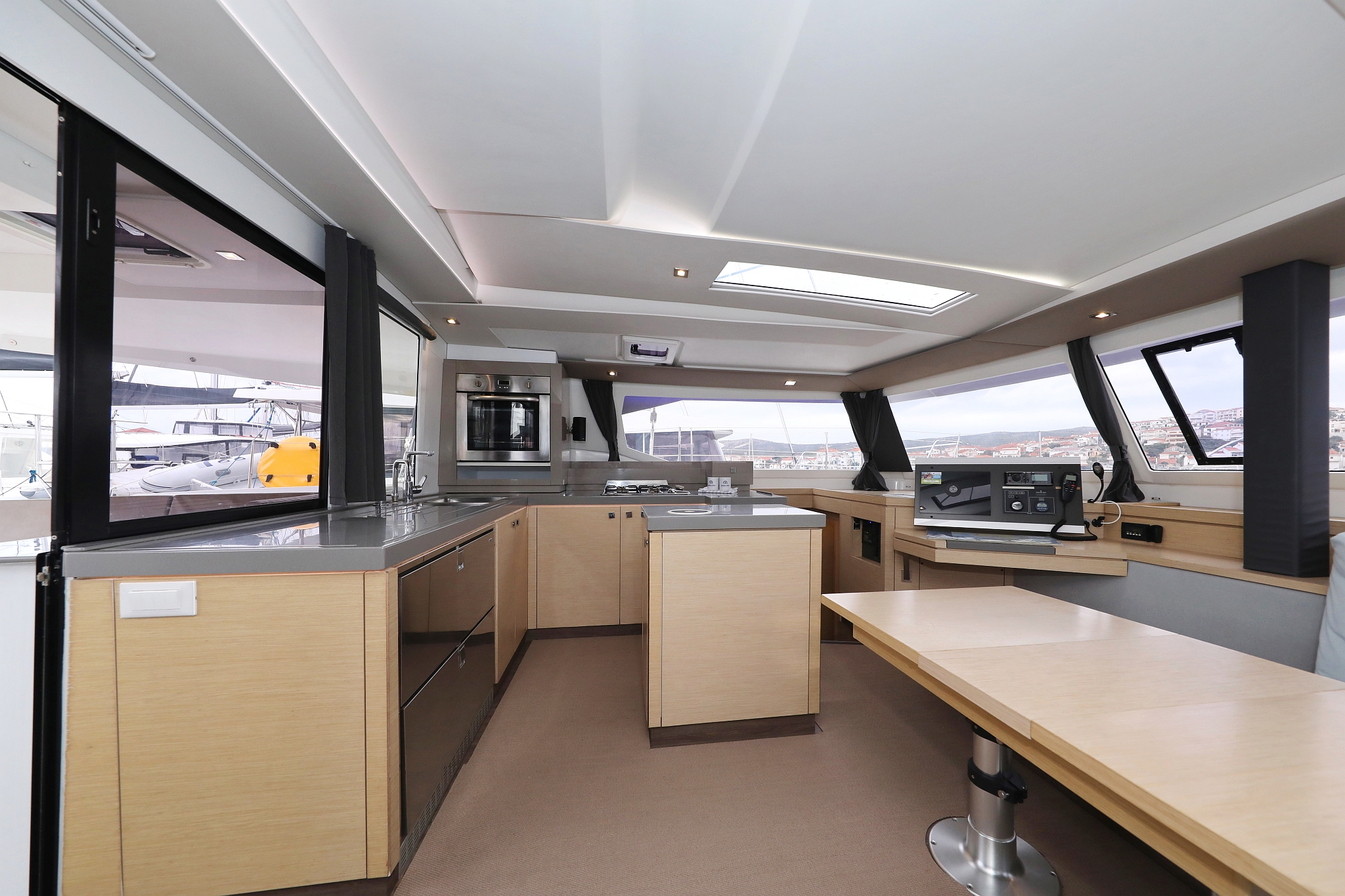 Fountaine Pajot Saona 47 Quintet - 5 + 1 cab. — photo 13