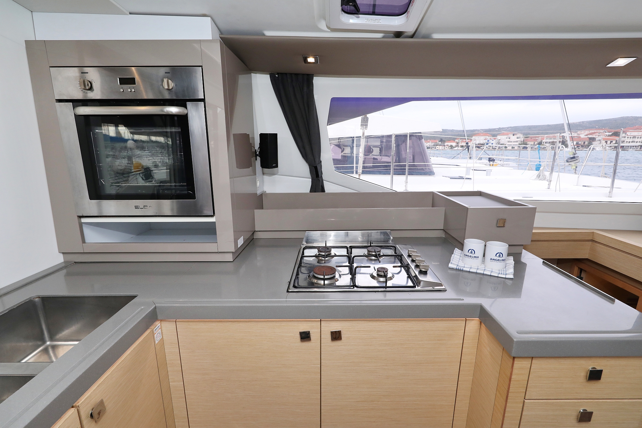 Fountaine Pajot Saona 47 Quintet - 5 + 1 cab. — photo 17