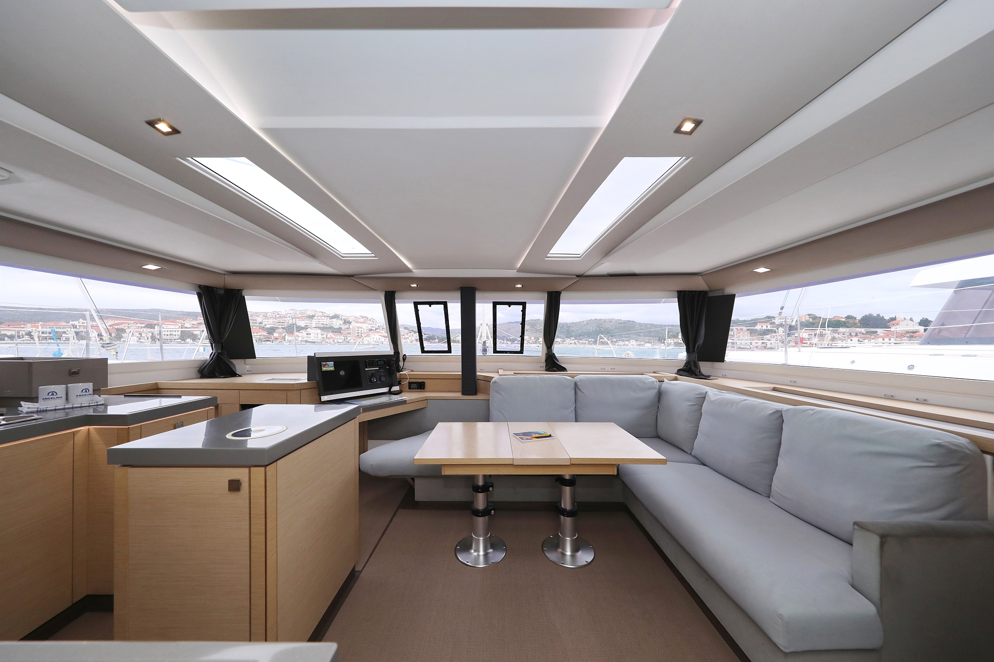 Fountaine Pajot Saona 47 Quintet - 5 + 1 cab. — photo 18