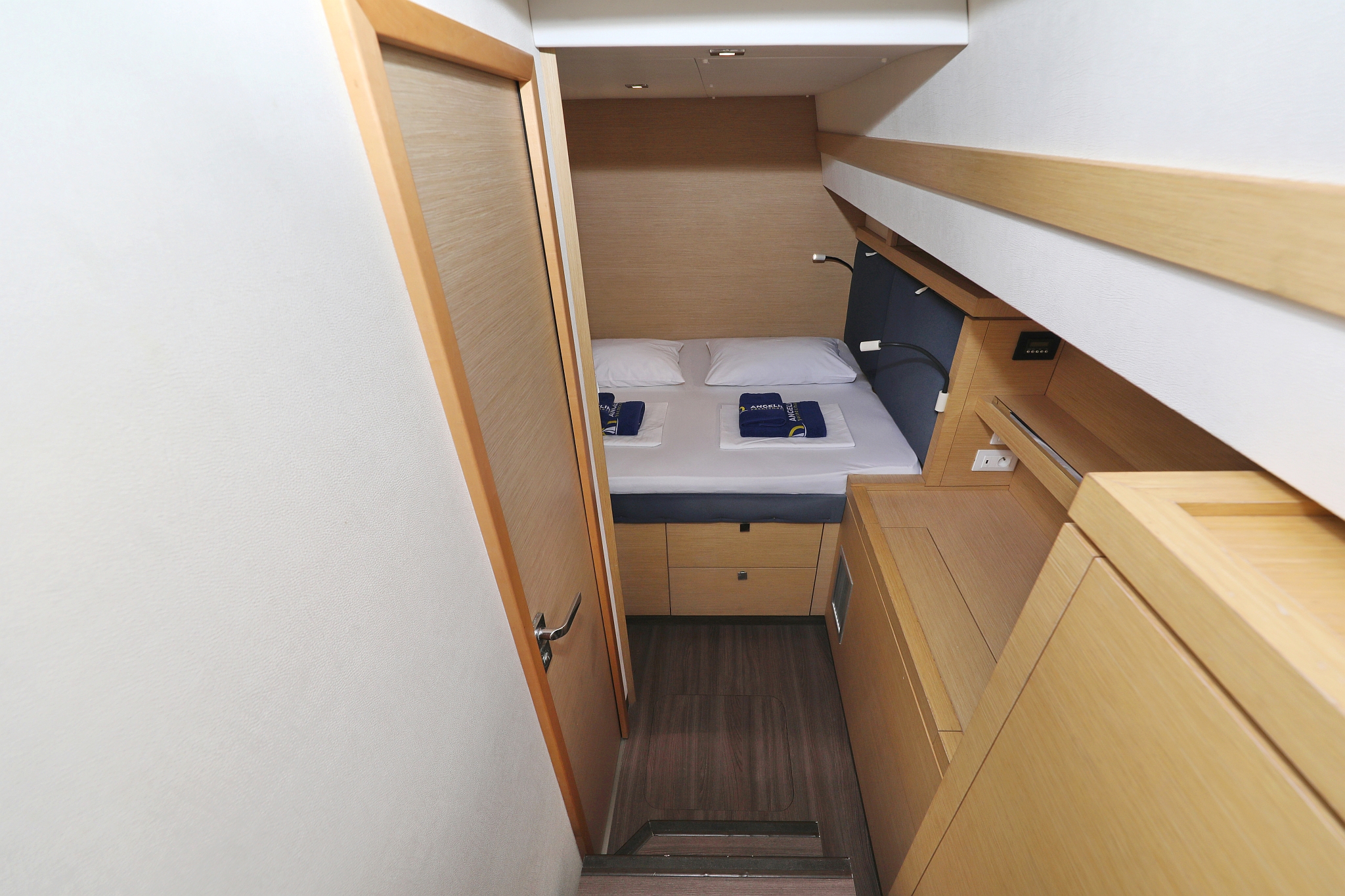 Fountaine Pajot Saona 47 Quintet - 5 + 1 cab. — photo 31