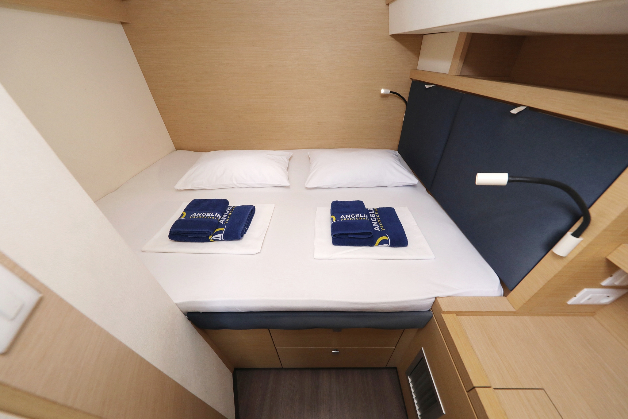 Fountaine Pajot Saona 47 Quintet - 5 + 1 cab. — photo 32