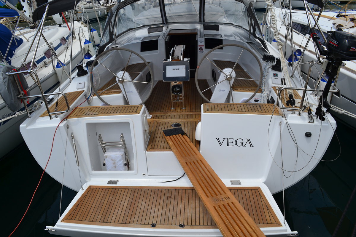 Hanse 415 — photo 1