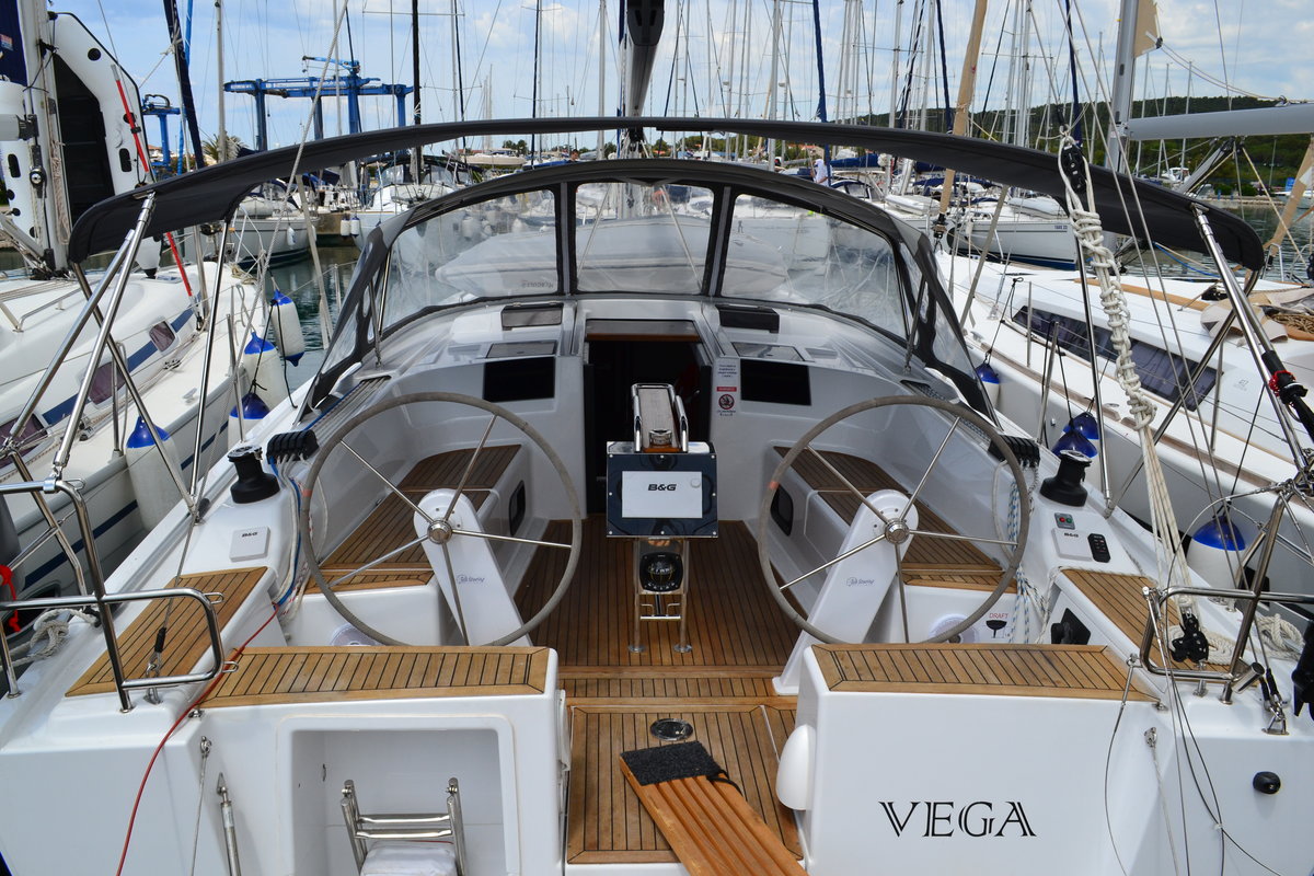 Hanse 415 — photo 3