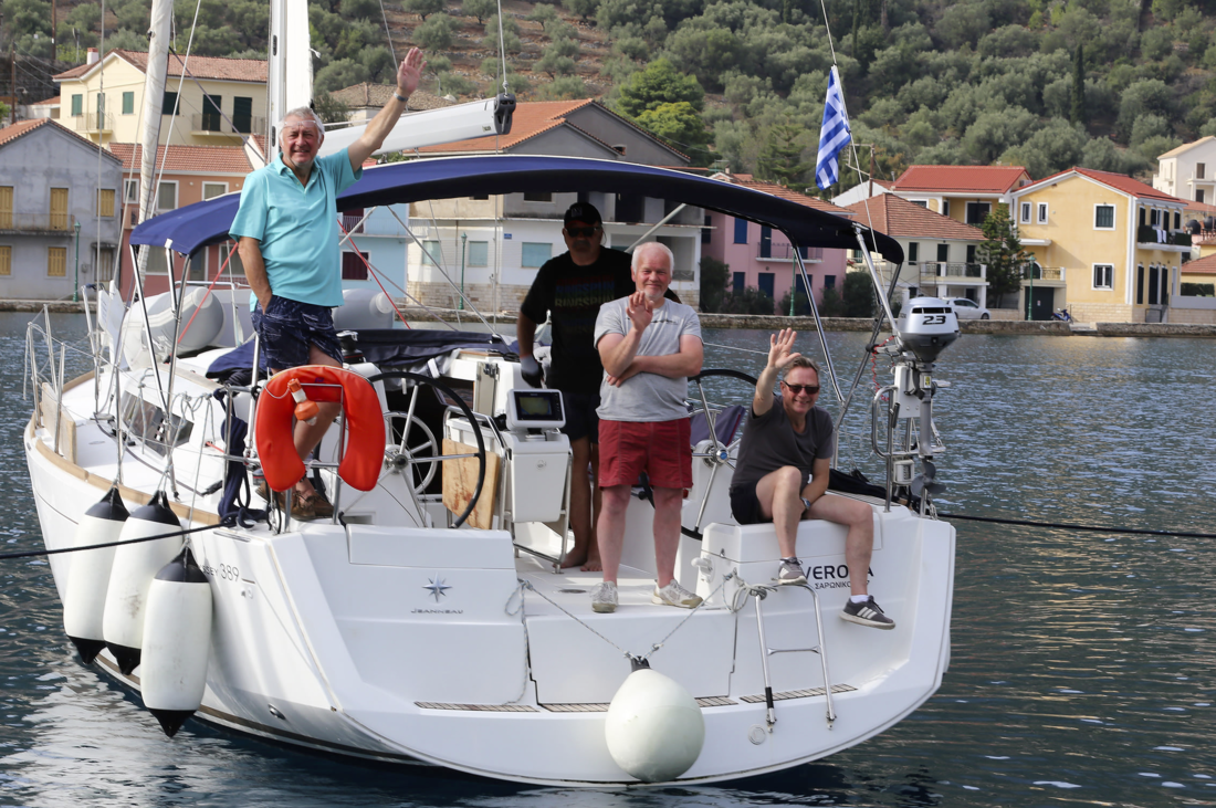 Sun Odyssey 389 — photo 3