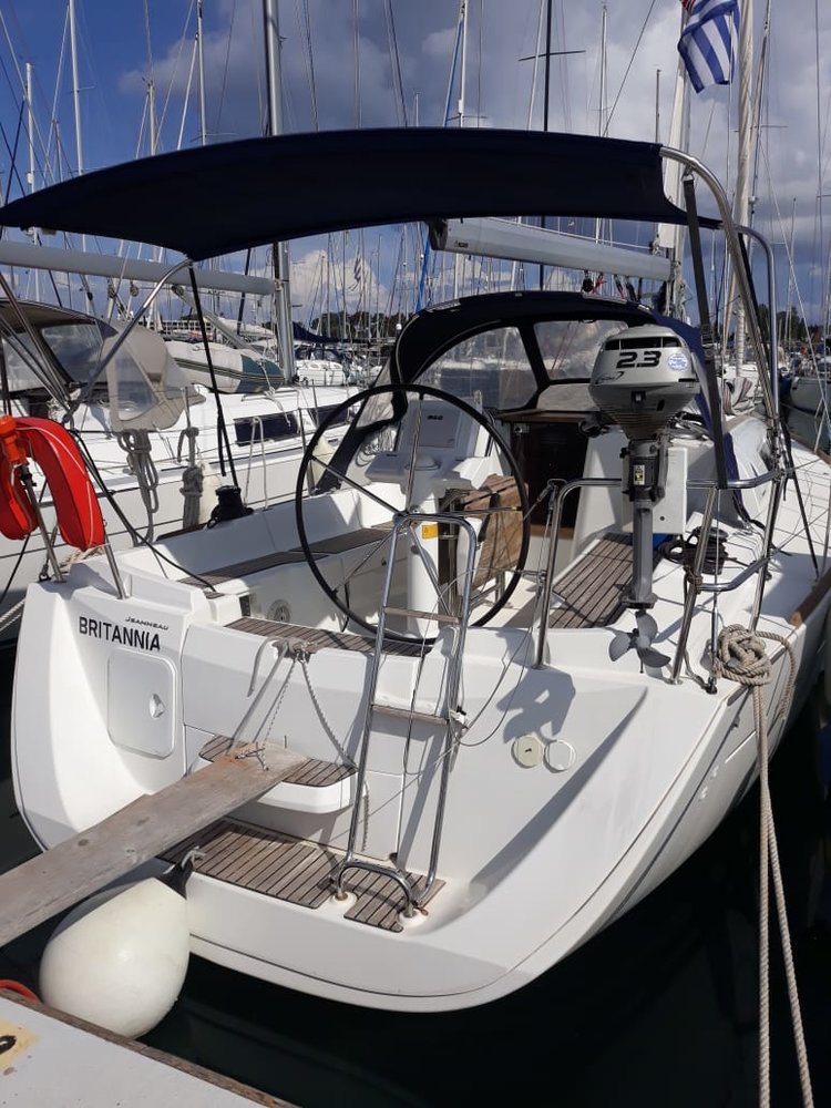 Sun Odyssey 33i - 2 cab. — photo 3