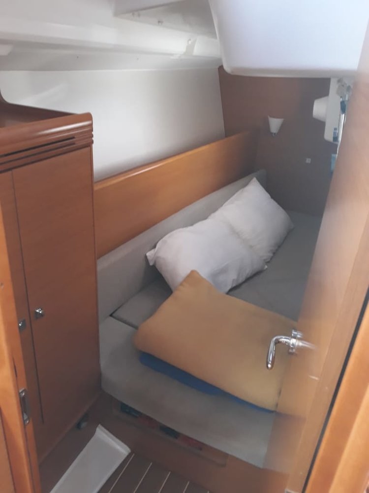 Sun Odyssey 33i - 2 cab. — photo 6